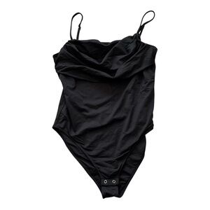 ❤️3/$15 NWT Black One- Piece Swimsuit with Adjustable Straps- Size L